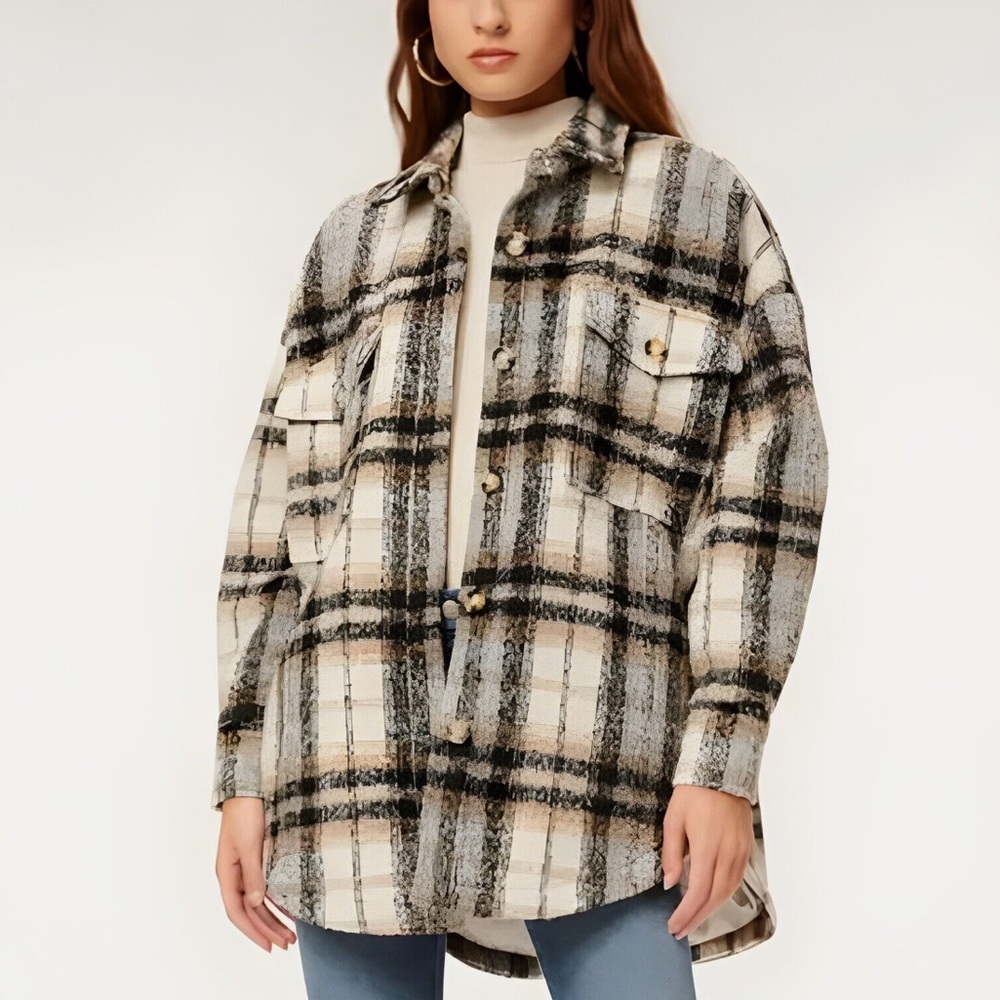 Good American Neutral Shacket - image 5